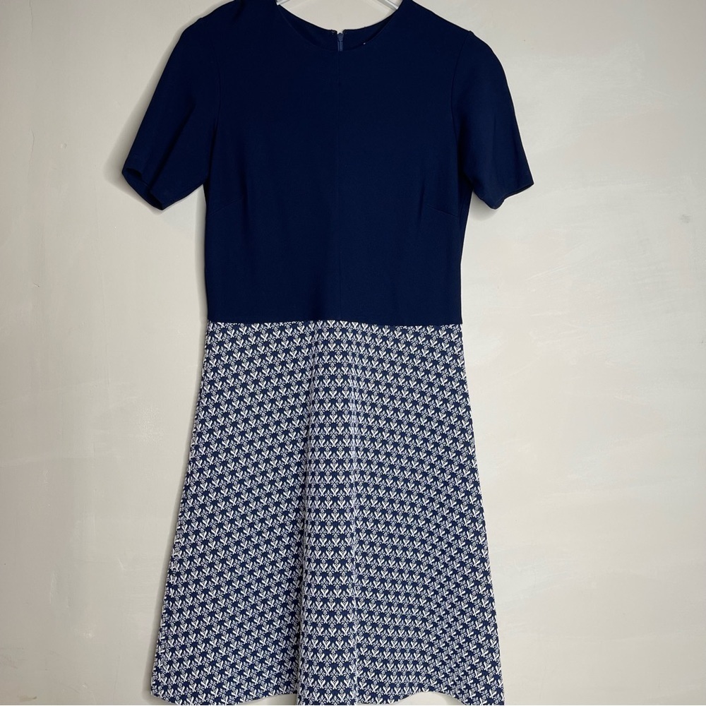 J. MCLAUGHLIN Short Sleeve Fit and Flare Dress Crew Neck size 6